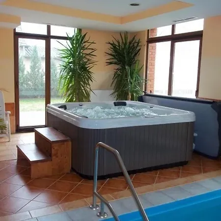 Dorina Wellness 2 Apartment