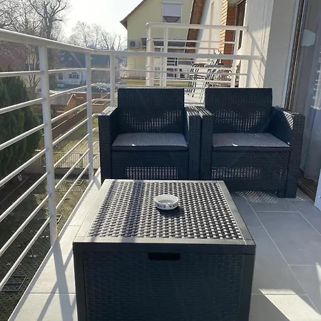 Dorina Wellness 2 Apartment *